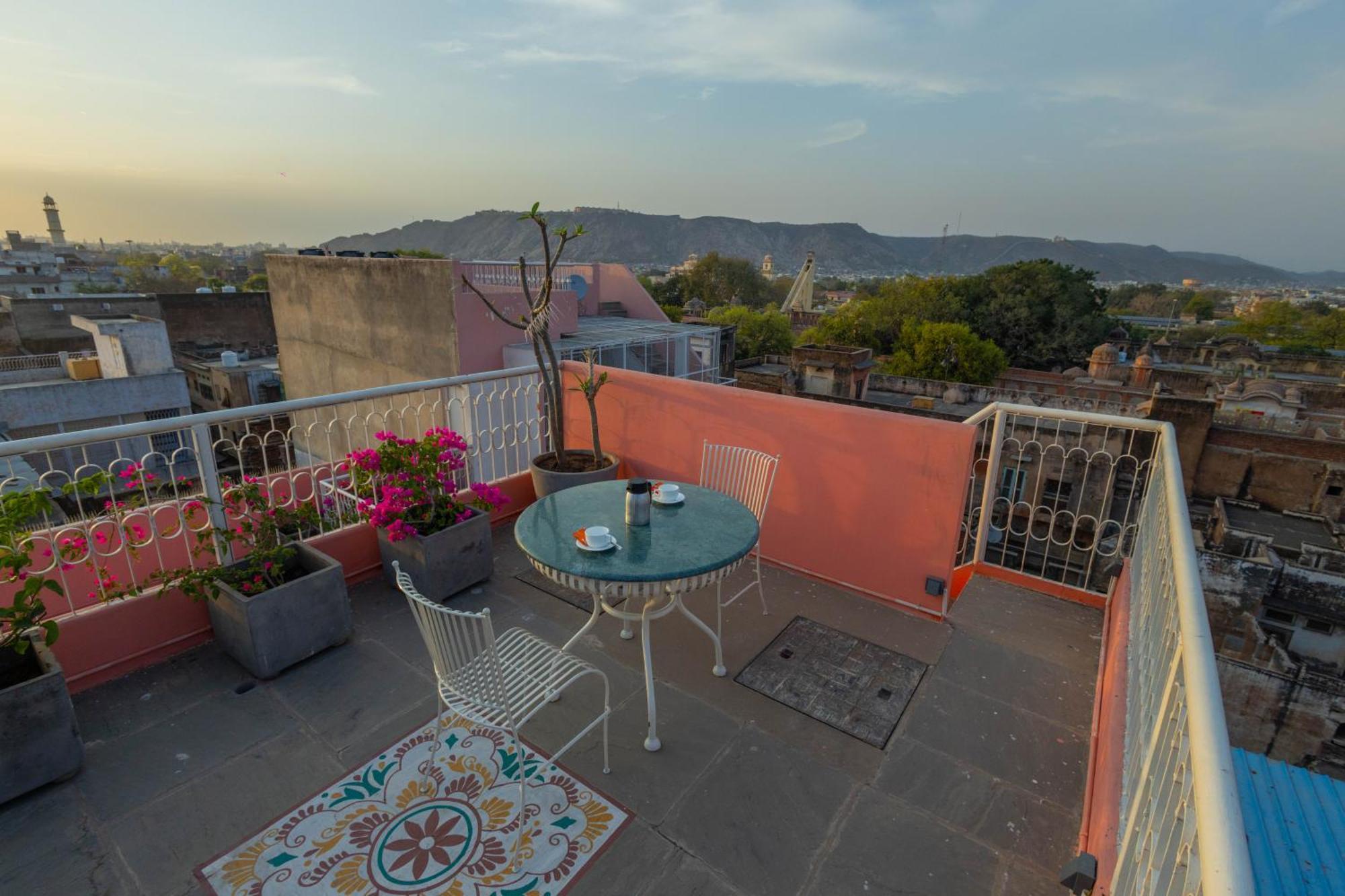 Sheel Mahal- Near Hawa Mahal Hotell Jaipur Eksteriør bilde
