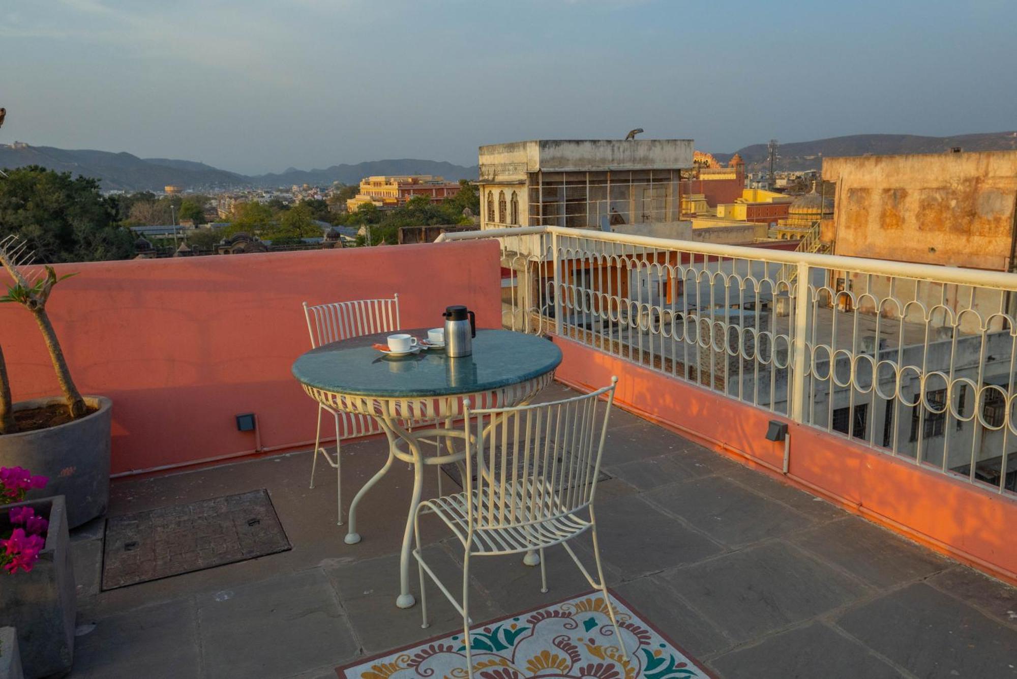 Sheel Mahal- Near Hawa Mahal Hotell Jaipur Eksteriør bilde